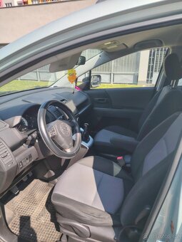 Mazda 5 - 5