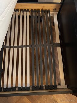 Postel 90x200 + rošt + matrace - ikea hemnes černá - 5