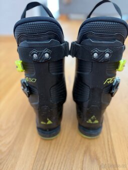 Prodám juniorské lyžáky Fischer RC4 60, vel 225 - 5