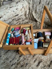 Dřevěná kazeta na šití - 5