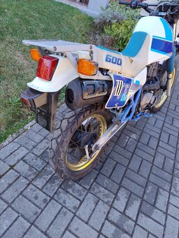 Suzuki DR 600 Djebel ,rok 1988 - 5