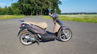 Piaggio Liberty 50 - možno jezdit bez řidičského průkazu - 5