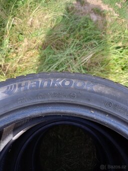 235/45R18 - 5