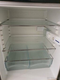 lednice LIEBHERR  A+ s mrazákem dole - 5