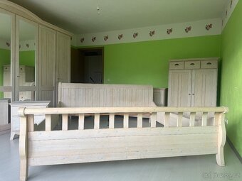 Jitona VENETO, bílá, celomasiv, 2KOMODY - 5