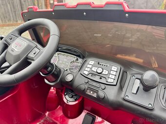 Dětské elektrické autíčko GMC Denali 4x4 - 5