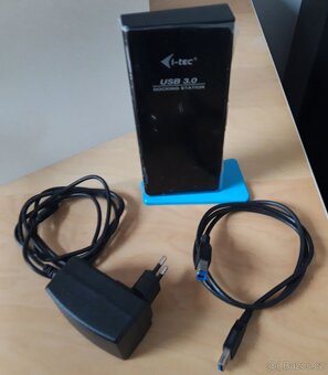 Dokovací stanice i-Tec USB 3.0 - 5