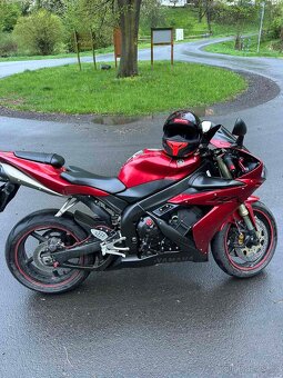 Yamaha r1 1000 - 5
