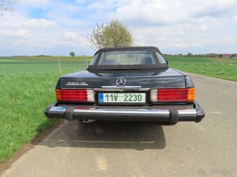 Mercedes W107/380SL - 5