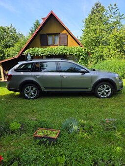 Škoda Octavia 1.8TSi Scout, DSG 4x4, Tažné, Nové v ČR - 5