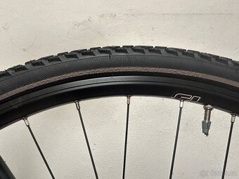 Kellys Definite CRX – cross/trekking kolo, rám 19", kola 28 - 5