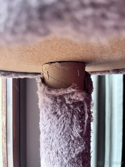 Škrabadlo a domeček pro kočky - 5