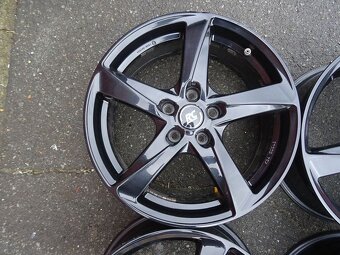 Alu disky černé RC Design,18", 5x114.3, ET 49,5, šíře 7,5J - 5