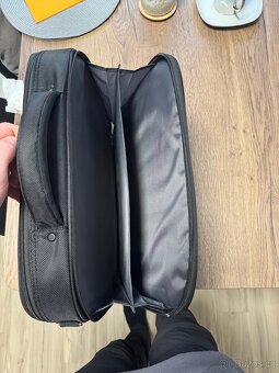 Kufřík / brašna na notebook (Trust) - 5