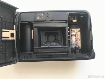 Yashica T4 - 5