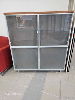 PRODEJ KOMODA - POLIFORM ITÁLIE - PŘEDVÁDĚCÍ SOLITÉR - 5