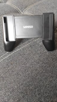 Držák na telefon- hraní her - 5