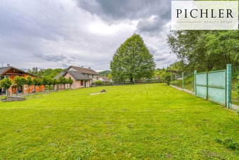 Prodej stavebního pozemku 1022 m² se stavbou - 5