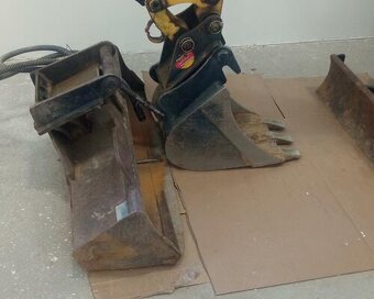 Yanmar SV16 - 5