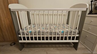 Dětská postýlka Drewex s matrací a chráničem 120×60 - 5