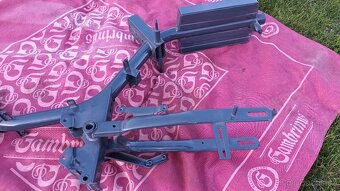 Babetta 210 - rám po novém laku - 5