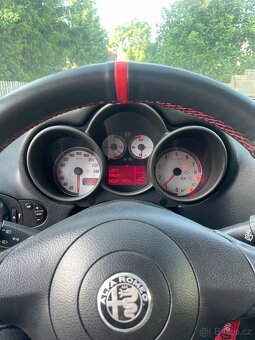 Alfa Romeo GT - 5