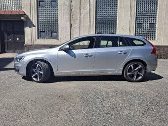 Volvo V60 D4 120kW - 5