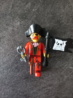 LEGO 4 Juniors - piráti - 5