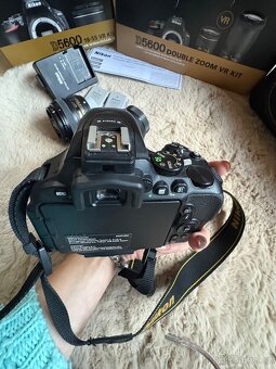 Fotoaparát nikon s příslušenstvím - 5