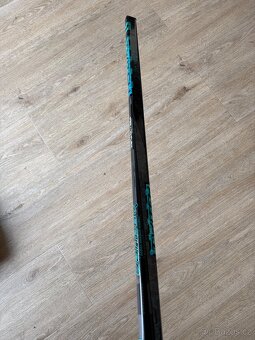 Hokejka Bauer TWITCH, levá, P92 i P28, flex 70, 77, 87 a 102 - 5