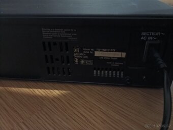 Špičkové Hi-Fi video Panasonic NV-HD101 s Jog-Shuttle kolečk - 5