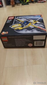 NOVÉ Lego Technic 42044 Display Team Jet -stíhačka - 5