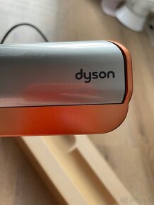 Dyson Airstrait - 5