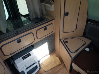 FORD TRANSIT 2,2 TDCI - 5