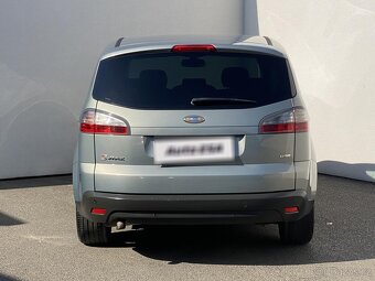 Ford S-MAX 2.0 TDCi , 103 kW nafta, 2009 - 5