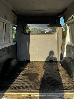 Ford transit 2.2 81 kW 6 míst - 5
