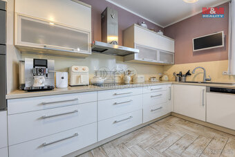 Prodej rodinného domu, 145 m², Žatec, ul. Dukelská - 5