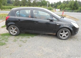 Opel Corsa 1,2 59 kW KLIMA CZ Serviska benzín - 5