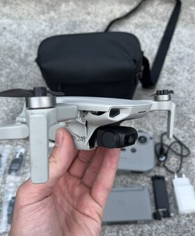 DJI Mini 2 Fly More Combo – nefunkční dron - 5