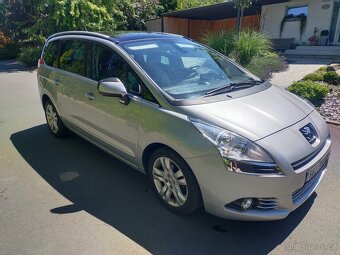 Peugeot 5008 - 5