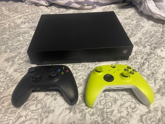 Prodám Xbox one X - 5