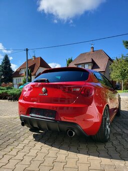 Alfa Romeo Giulietta Quadrifoglio Verde - 5