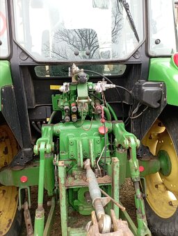Traktor John Deere 5720 - 5
