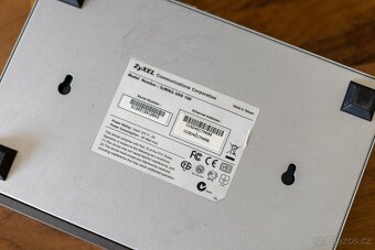 Router/firewall ZyXEL USG 100 (A098) - 5