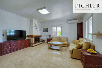 Prodej vily 242 m², pozemek 1650 m² - 5
