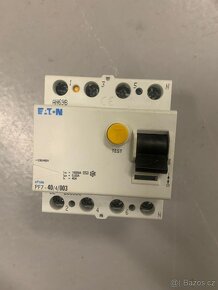 Různé druhy CYKY kabely, jističe a elektromateriál - 5