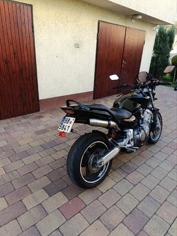 Hornet 900 - 5
