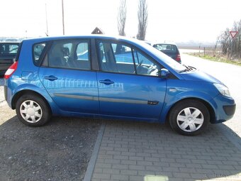 Renault Megane Scenic II 1.6i - 5