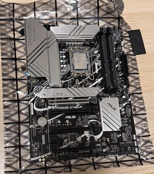 Intel i7-14700KF + MB Asus Prime Z790-P - 5