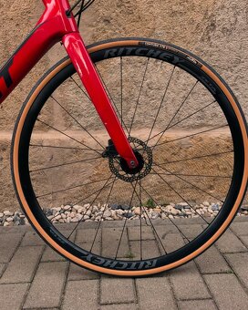 zachovalé karbonové Fitness kolo Giant Fastroad // vel. XL - 5